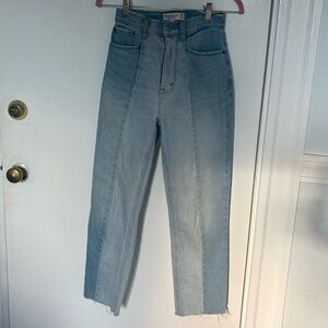 Ankle Straight Jeans, Light Wash | Abercrombie & Fitch Curve Love